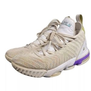 Nike Lebron XVI Size 6.5Y GS Grape Buzz LightYear White Volt AQ2465-102 SB6